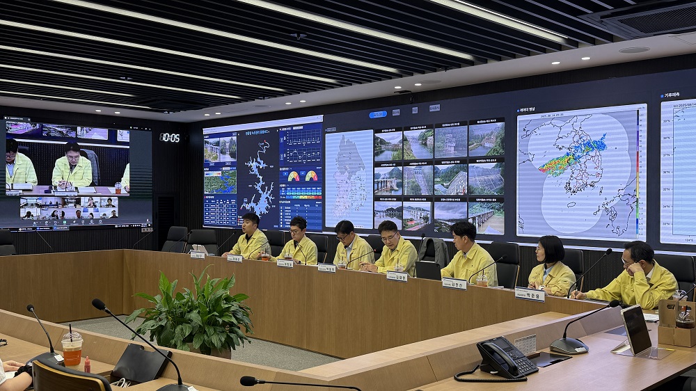 한국수자원공사, 여름철 집중호우 이후 폭염 대비 녹조 관리 점검 회의 개최 이미지[1]
