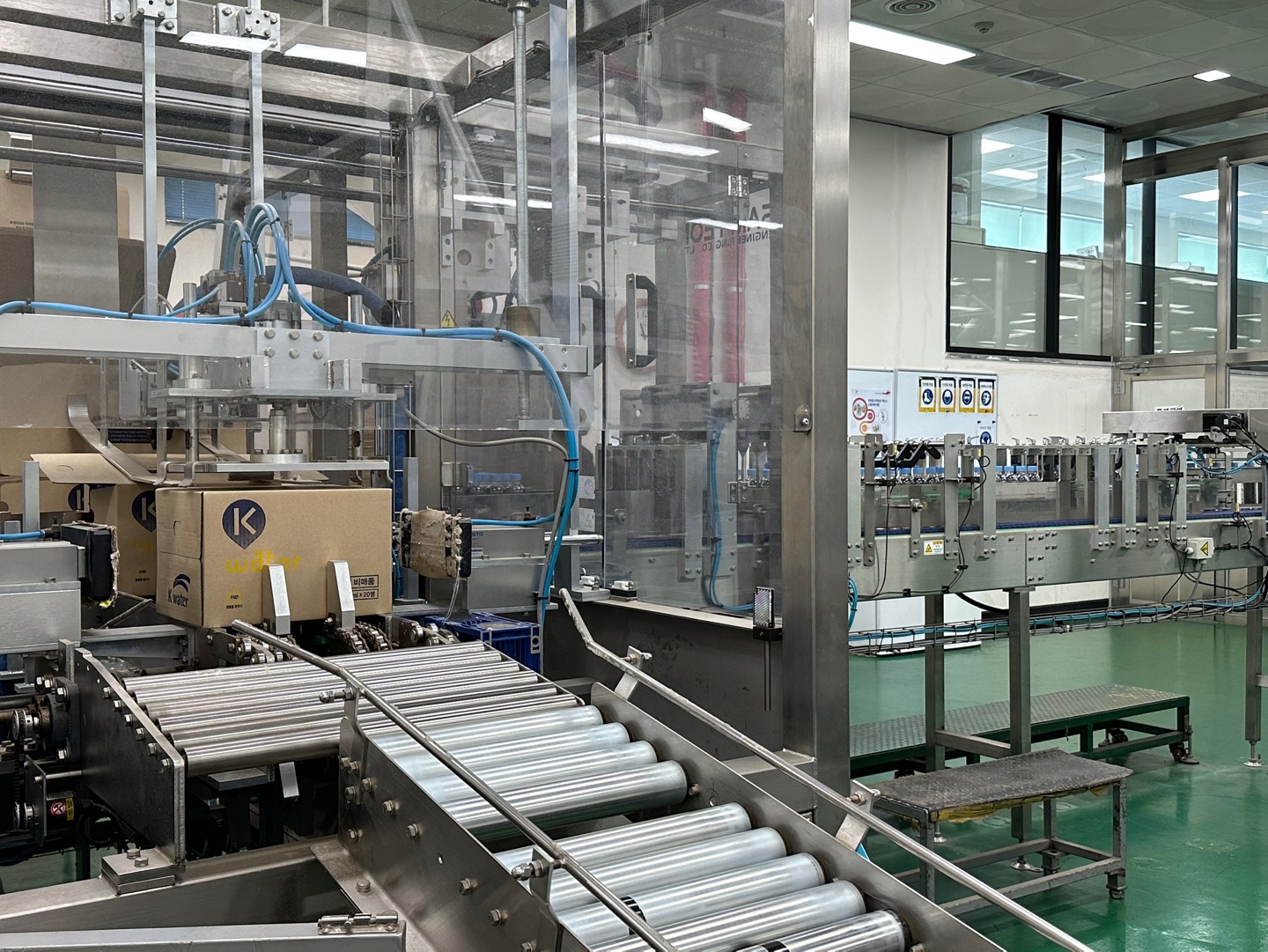 한국수자원공사, 재난 구호용 병입 수돗물에 100% 재생 페트병 도입 이미지[1]